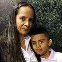 Liliana y Nicolás comparten la pasión y el amor por los árboles y aves del bosque seco tropical. Foto: Jhon Barros.