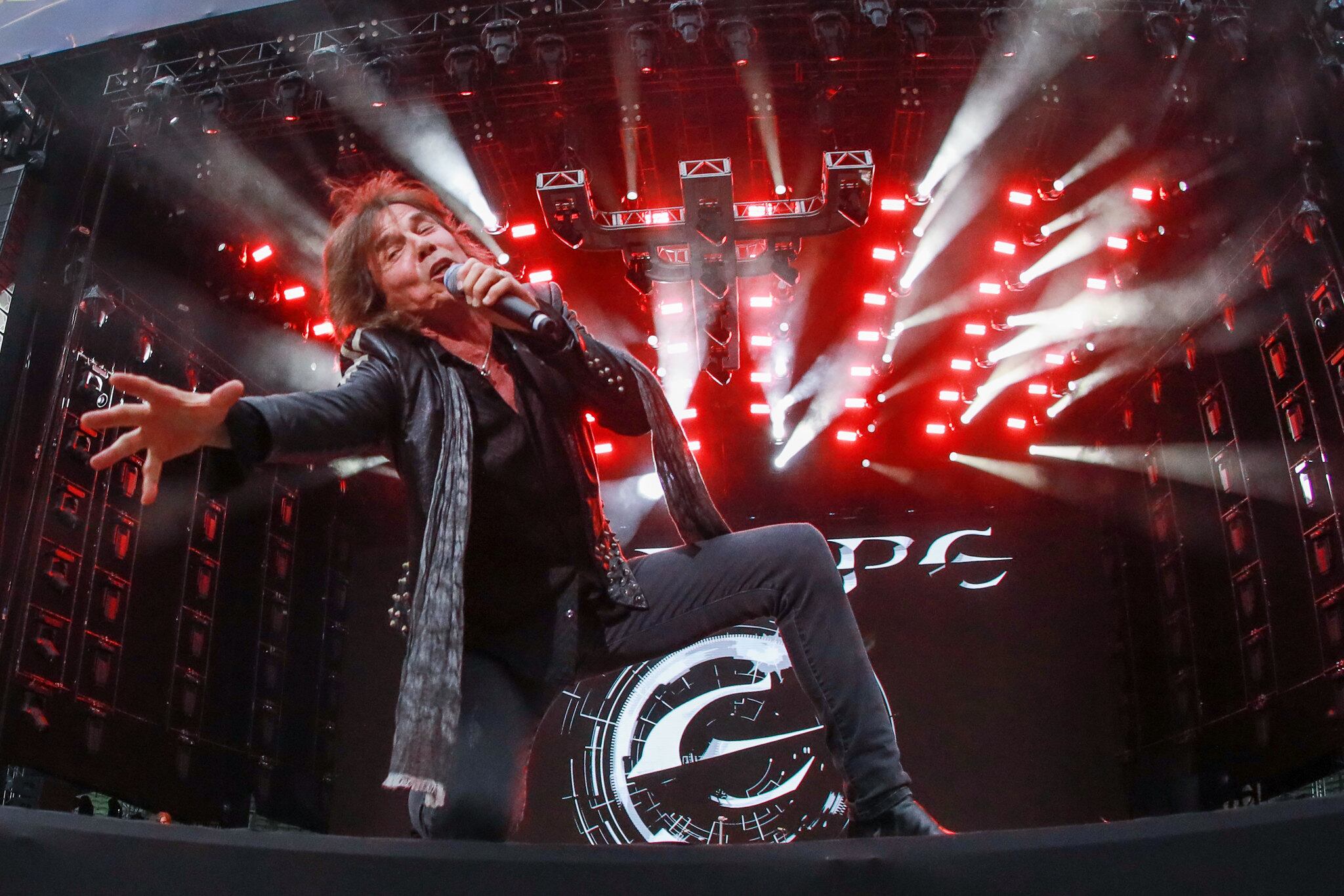 Joey Tempest de Europe demuestra que algunos rockeros envejecen con total gracia.