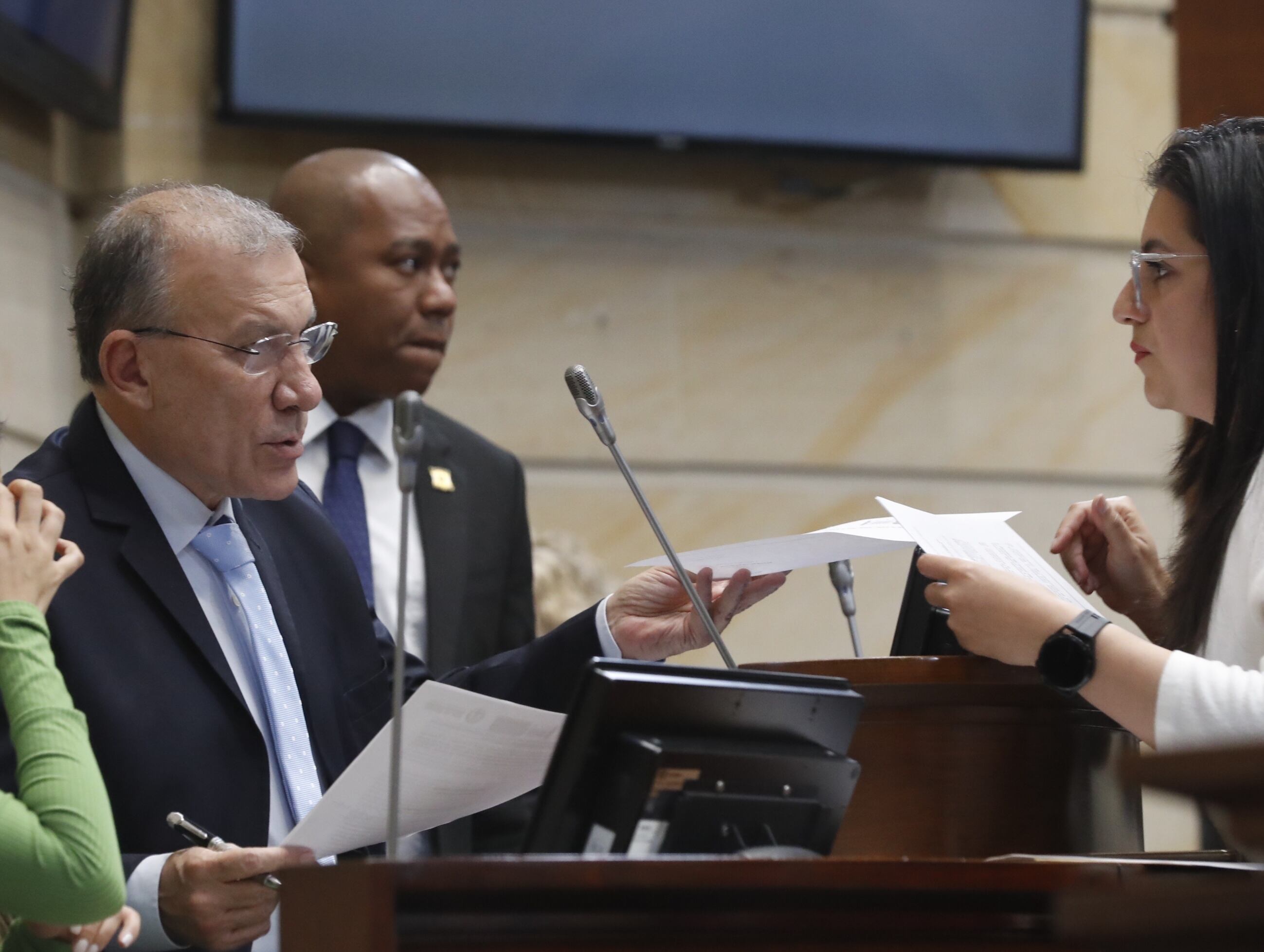 Senado de la República plenaria discusión Plan Nacional de Desarrollo