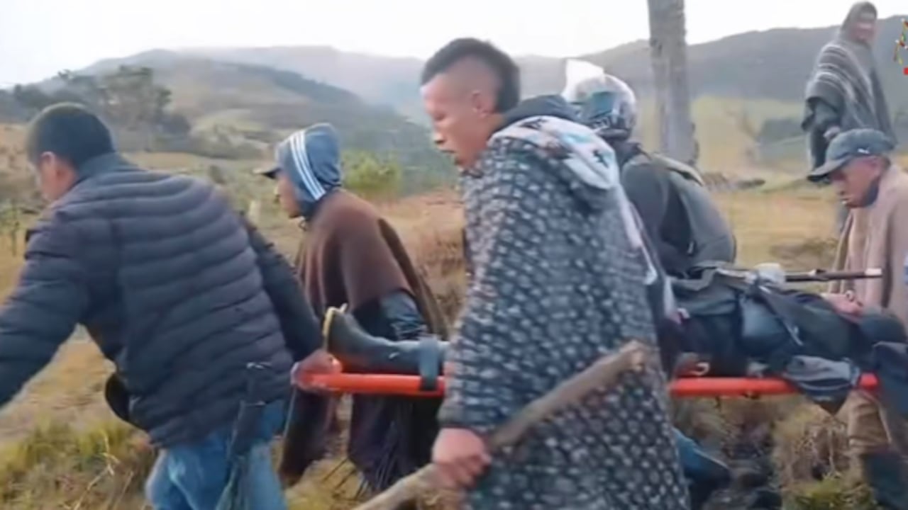 Fuertes choques entre indígenas misak y nasa en Silvia, Cauca.
