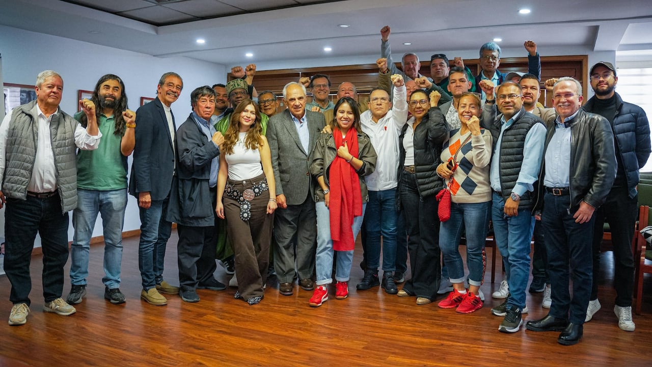 Los partidos La Fuerza, Mais, Demócrata Colombiano y Agenda Progresista anunciaron la creación de un frente amplio para las elecciones de 2026.