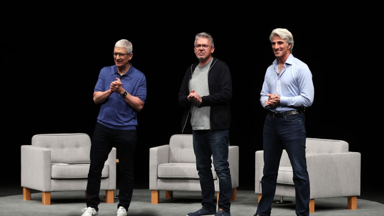 La compañía ajusta su estrategia interna con la próxima retirada de quien lideró su área de aprendizaje automático.