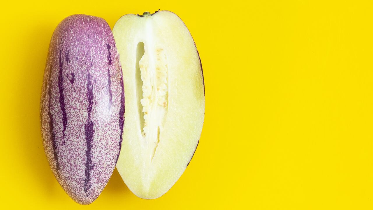 Esta fruta tiene un sabor similar al del pepino y una forma muy parecida a un melón.