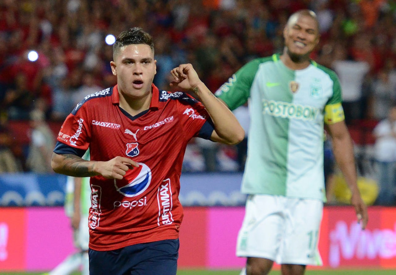 MEDELLIN, COLOMBIA - MAY 28: Juan Quintero of Independiente Medellin celebrates after scoring during a match between Independiente Medellin and Atletico Nacional as part of Liga Aguila I 2017 at Atanasio Girardot Stadium on May 28, 2017 in Medellín, Colombia. (Photo by Leon Monsalve/Vizzor/LatinContent via Getty Images)