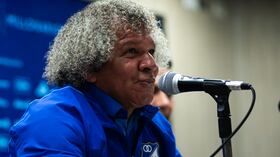 Alberto Gamero en medio de su primer ciclo con director técnico de Millonarios