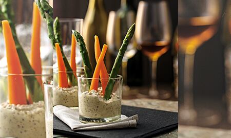 El espárrago es rico en vitaminas B1, B2, C, E y K, y en minerales, los cuales limpian las arterias y eliminan las grasas dañinas.