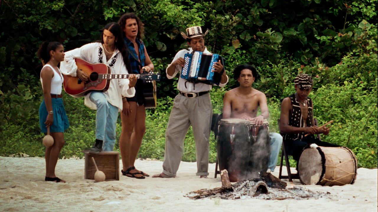 Este 2025 se cumplen 30 años del lanzamiento de su álbum La tierra del olvido. Carlos Vives prepara sorpresas en Santa Marta.