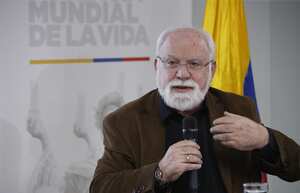 Rueda de prensa
Ministro de Salud y Protección Social
Guillermo Alfonso Jaramillo
Suministro de medicamentos de Cruz Verde y EPS Sanitas
31 octubre 2023
Bogotá