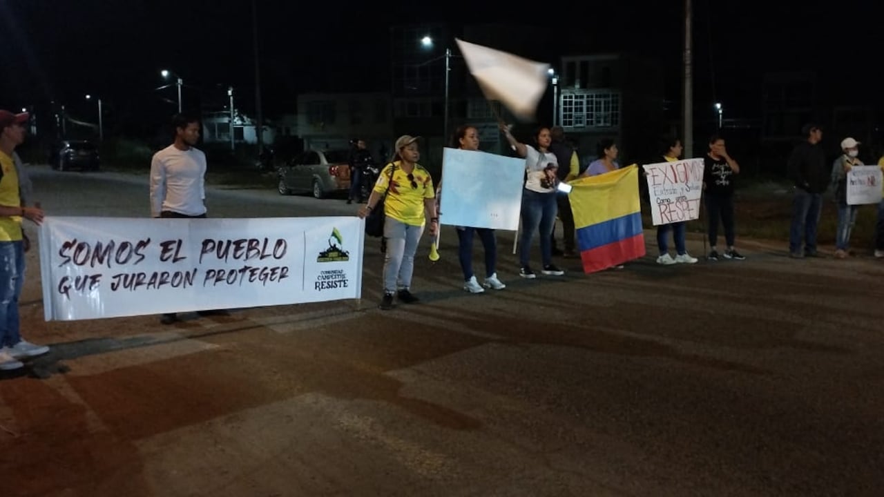 La comunidad exige mejores condiciones en la vía Cali - Candelaria.