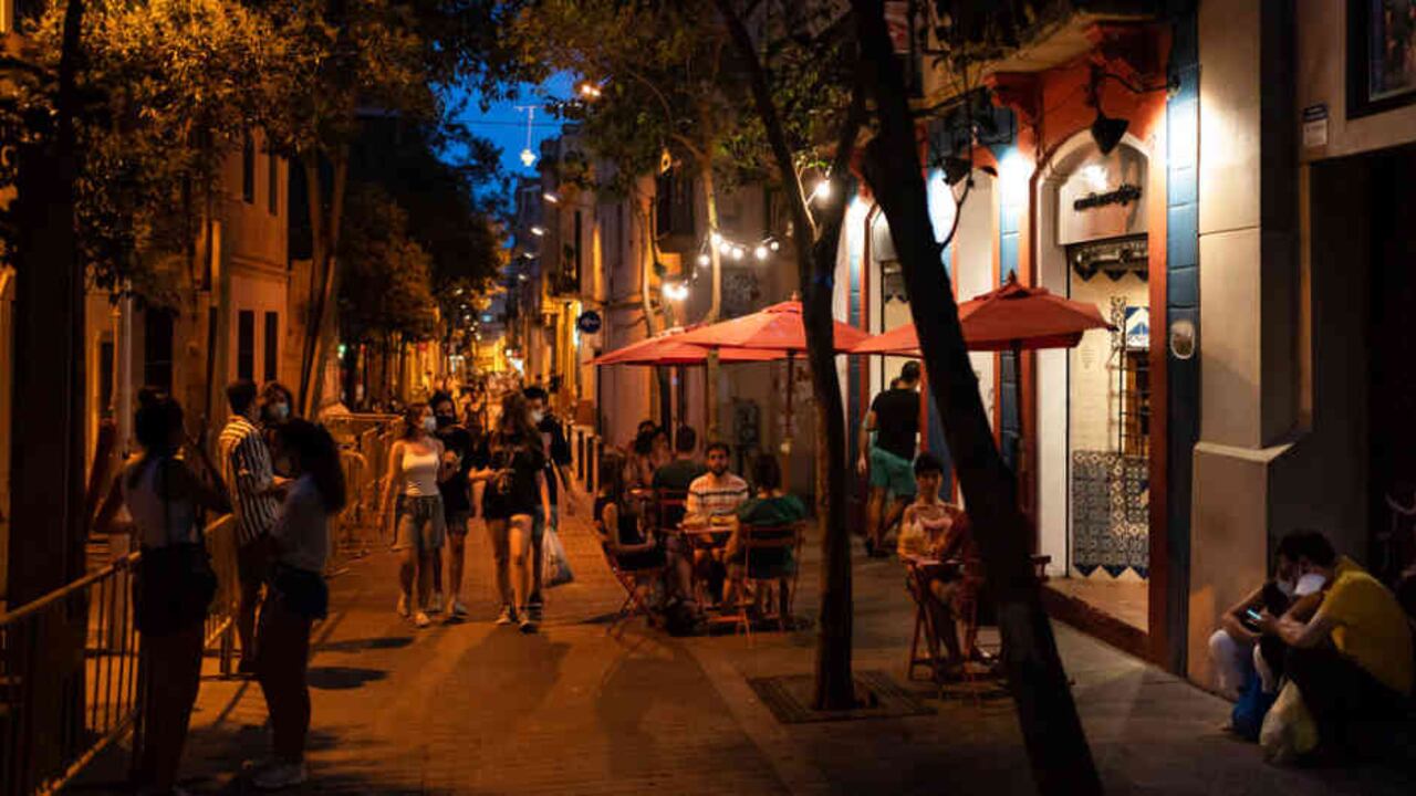 España en crisis: la pandemia y los escándalos políticos azotan al país