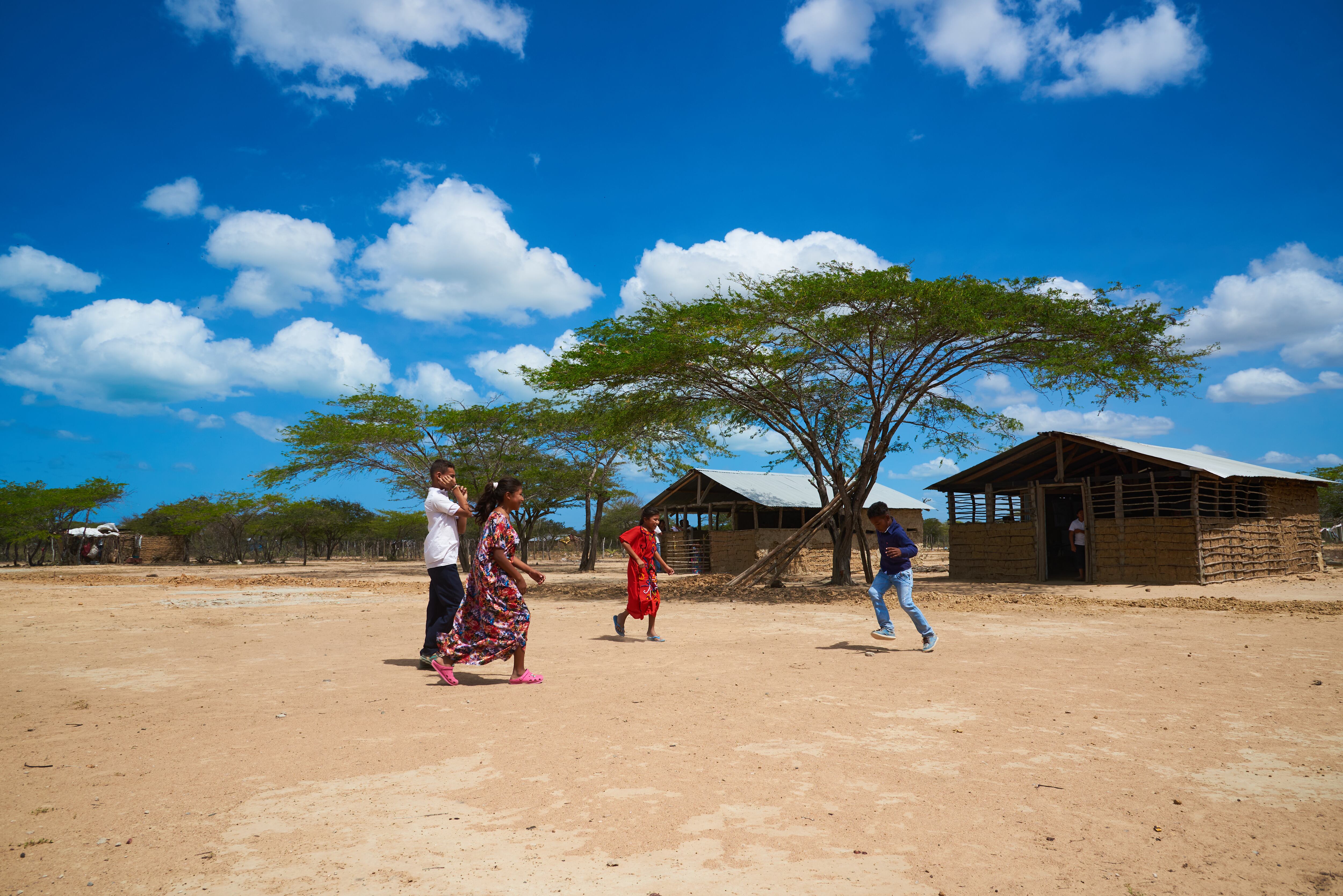 Abastecer de electricidad y agua potable a comunidades indígenas y rurales de La Guajira ha sido prioritario para el grupo de investigación DESTACAR de Uniguajira.
