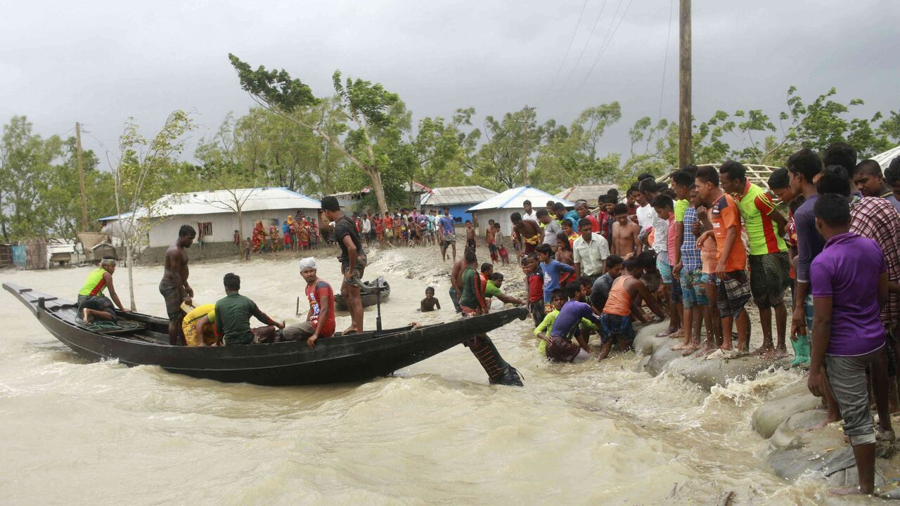 Ciclón Amphan deja al menos 88 muertos en Bangladés e India/Foto: AP