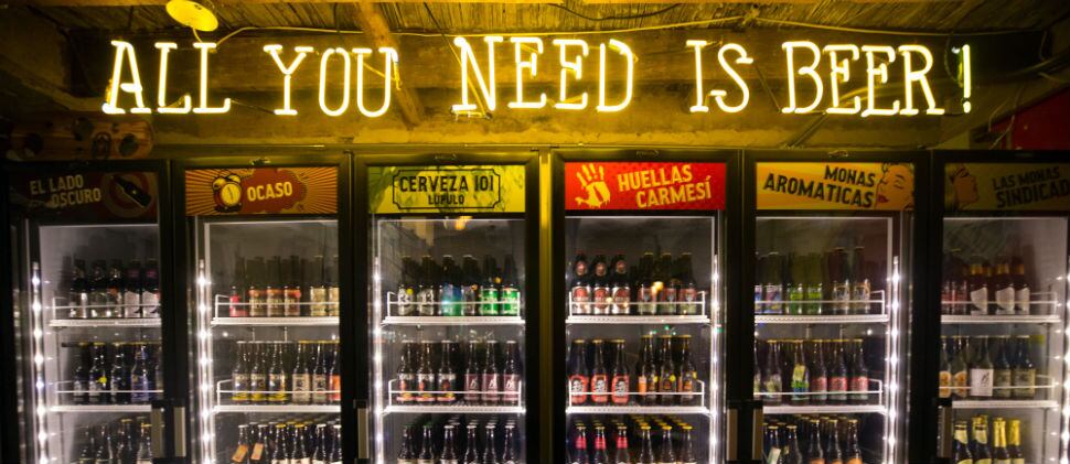 El alto contenido en fibra de la cerveza ayuda a evitar el estreñimiento y estimula el apetito por las sustancias del lúpulo.