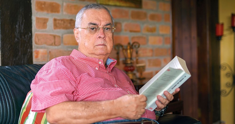 Henry Acosta dice que no se puede pretender que los grupos armados acepten del presidente o del Gobierno una negociación sabiendo que él está diciendo que no se ha implementado lo anterior. 