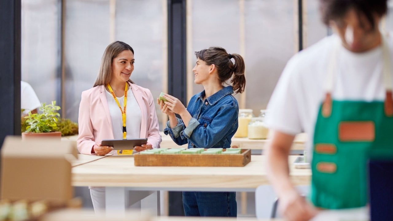 DHL Express lanza 'Colombia Emprende'.