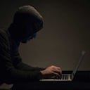 Datos entregados a este medio revelan que únicamente en la dark web hay al menos unos 80.000 sitios web almacenados a los cuales los navegadores tradicionales como Google, Yahoo! o Safari no pueden llegar.