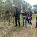 Las dos personas rescatadas por el Gaula Militar.