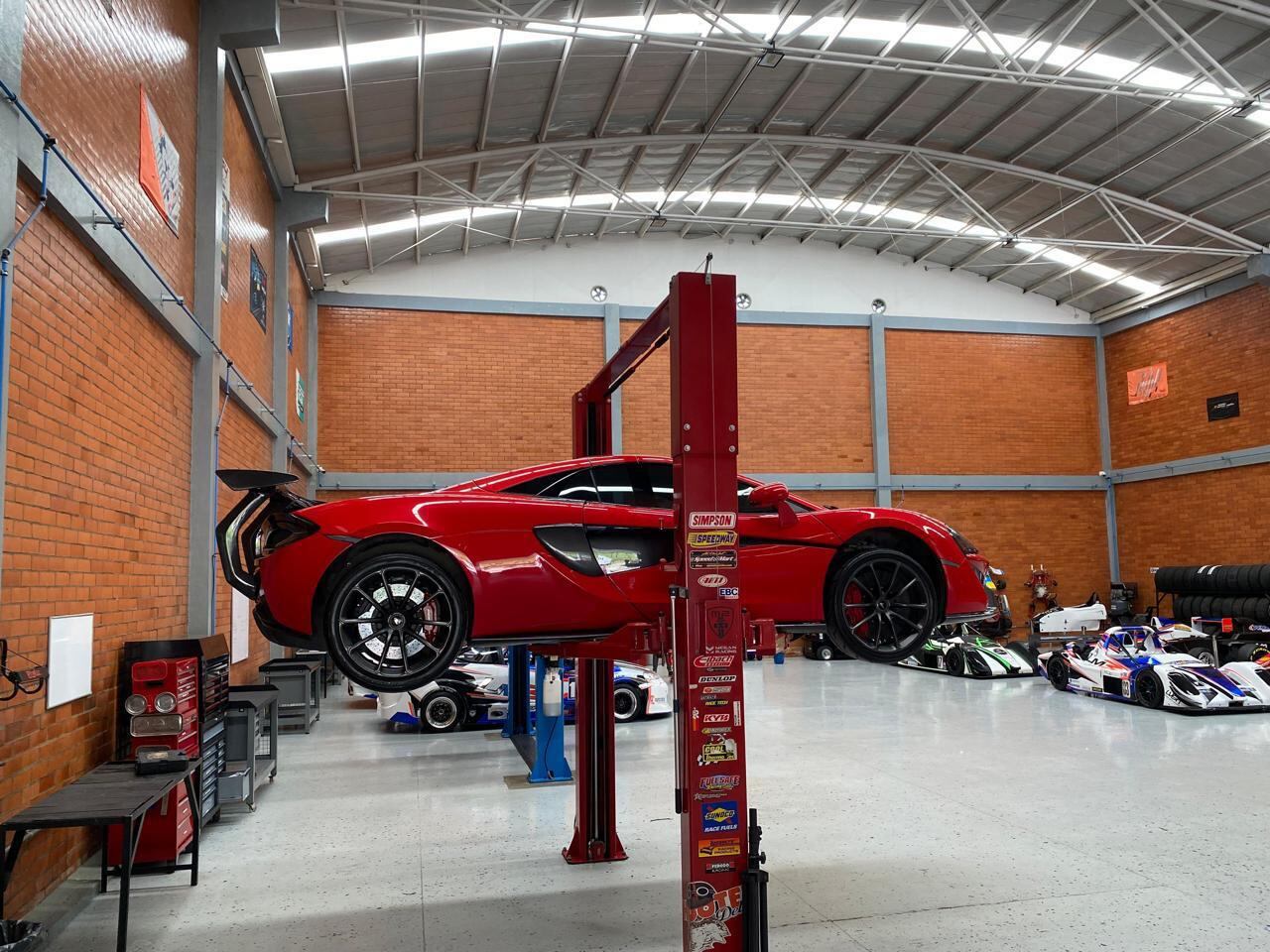 Ventas de autos de lujo crecieron 16,6 % en Colombia y LM3 Performance le apuesta a crear talento para el sector