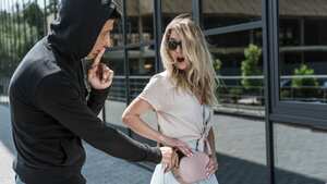 El robo de celular puede afectar la seguridad digital de los usuarios.