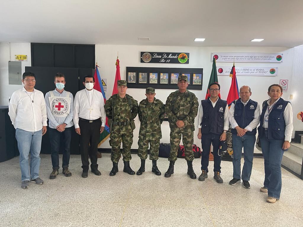 Liberaron al coronel Pedro Enrique Pérez. El oficial fue secuestrado por disidencias de las Farc en el departamento de Arauca y se creía fue asesinado.