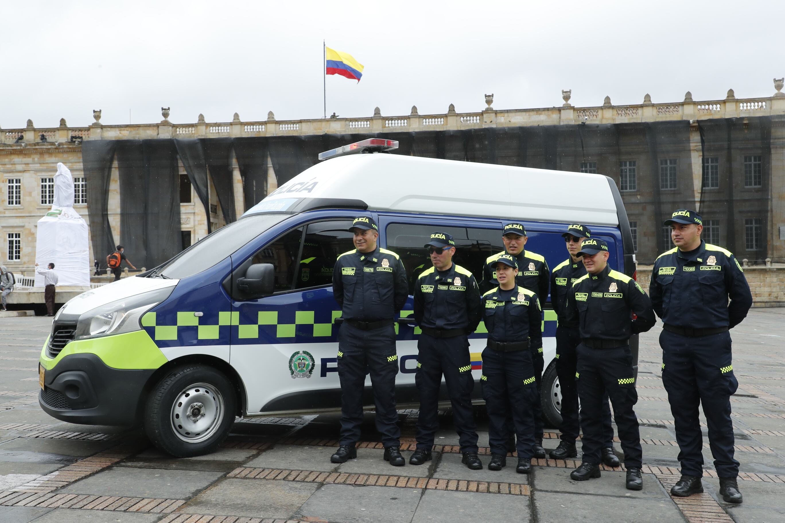 Nuevos uniformes de la Policia
