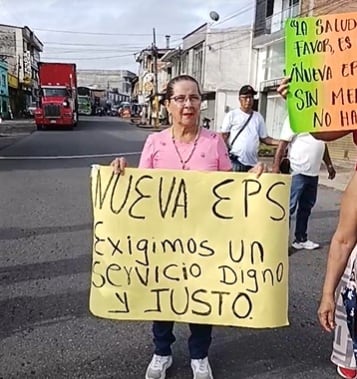 Esta protesta es la muestra clara de la crisis en el sistema de salud colombiano.