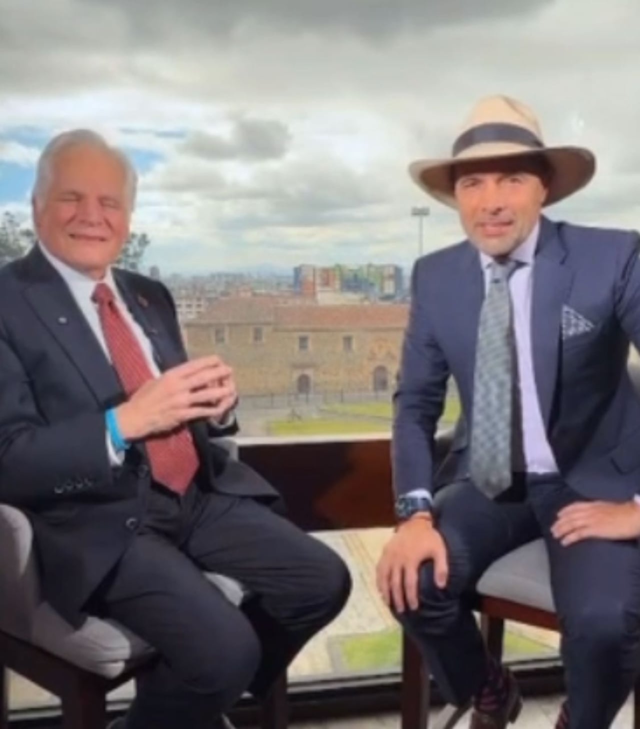 Miguel Uribe Londoño y Andrés Guerra.