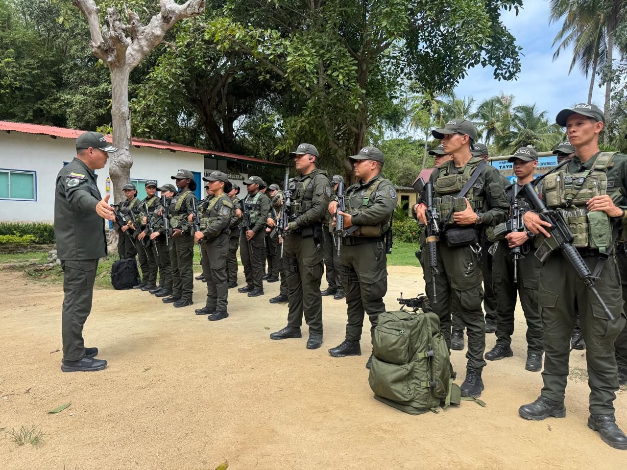 Policía de Carabineros fue enviada al parque Tayrona tras crisis de seguridad.