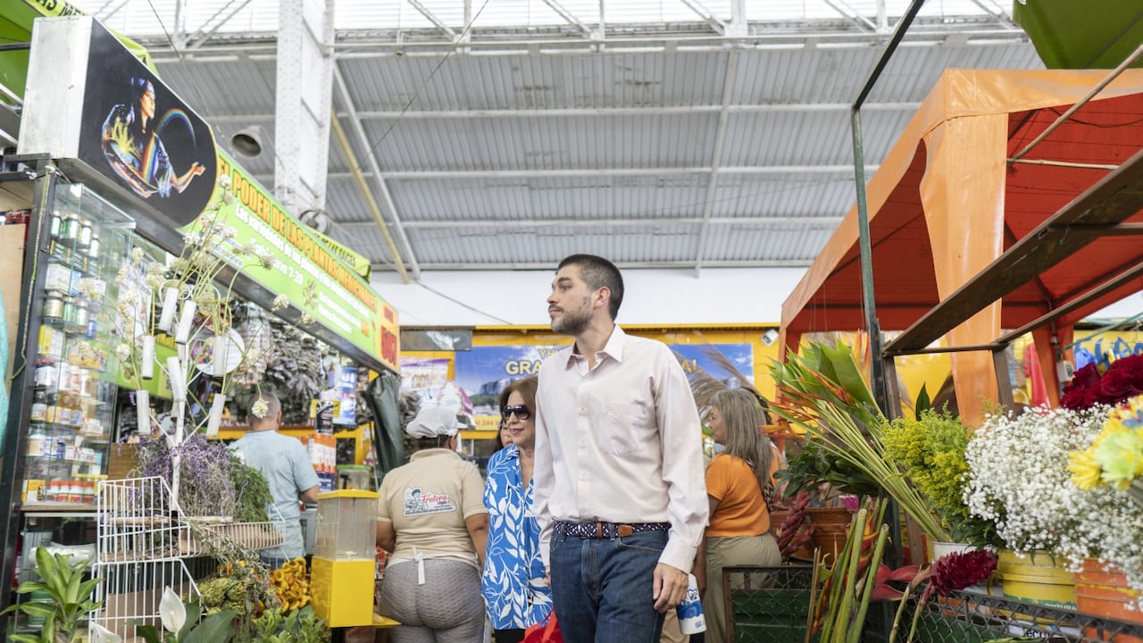 Entrega de obras de la galería central de Palmira