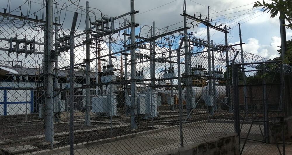 La central eléctrica de Mitú funciona con gasolina diesel, ante la imposibilidad de interconexión desde otros departamentos.