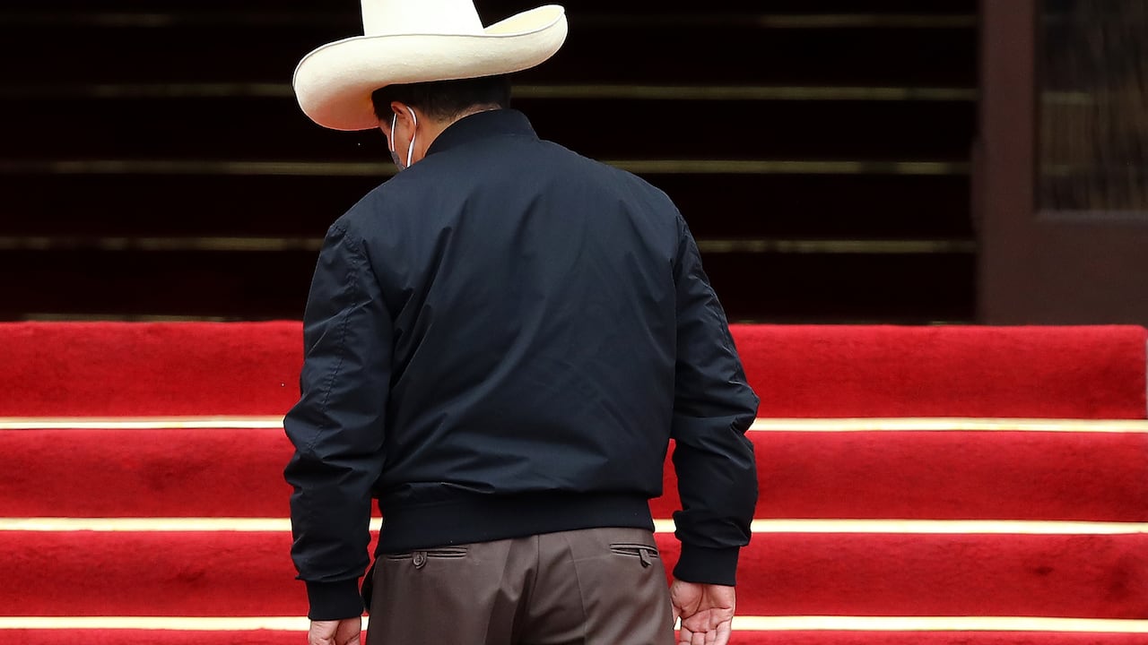 Se repite el escenario: Pedro Castillo no recibe autorización del Congreso de su país para viajar al extranjero.