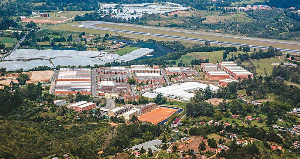 Sus 150.000 metros cuadrados han convertido a la Zona Franca de Rionegro en una de las más dinámicas del país.