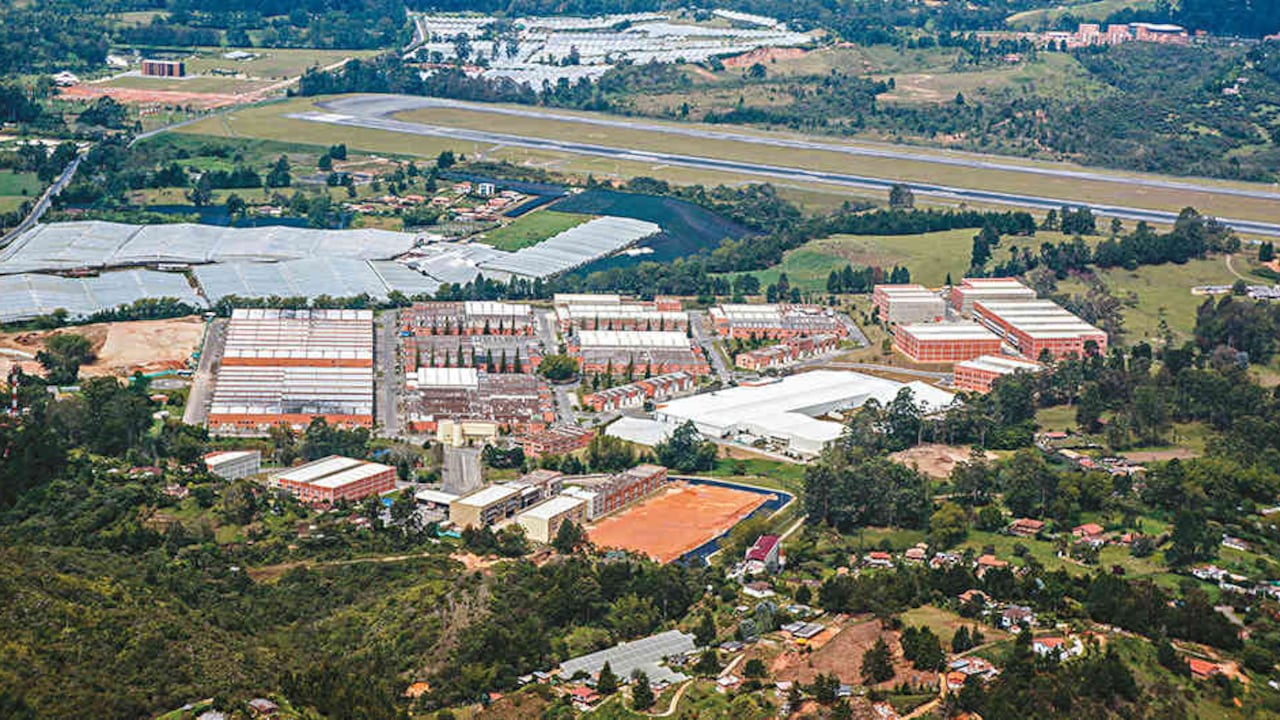 Sus 150.000 metros cuadrados han convertido a la Zona Franca de Rionegro en una de las más dinámicas del país.