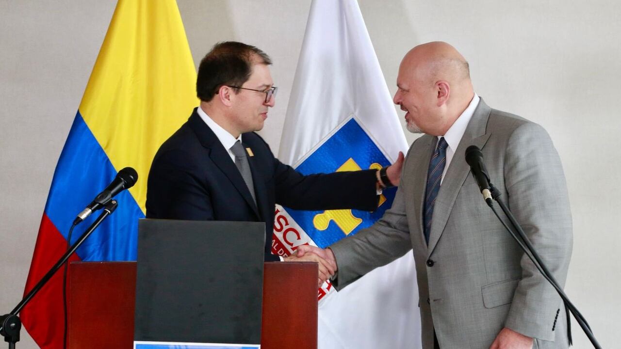 Fiscales Francisco Barbosa y Karim A.A. Khan QC