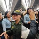 Pelea en el Metro de Medellín causa reproche en redes sociales.