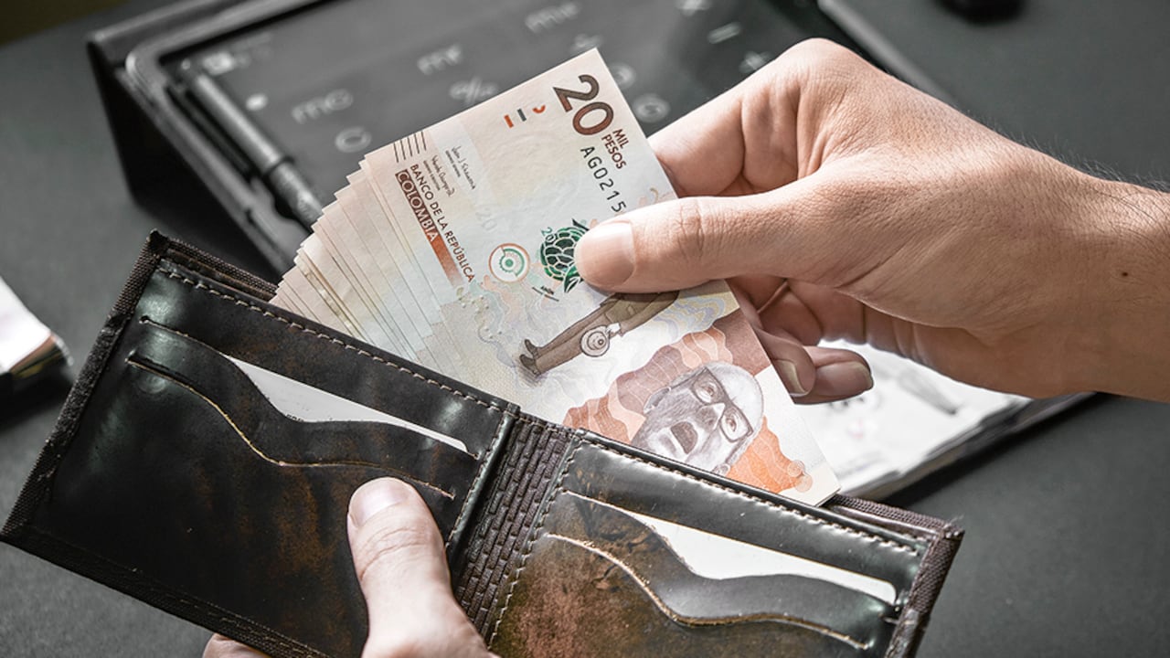 Un hombre debe pagar un millón de peso por permitirle a su hijo utilizar pólvora.