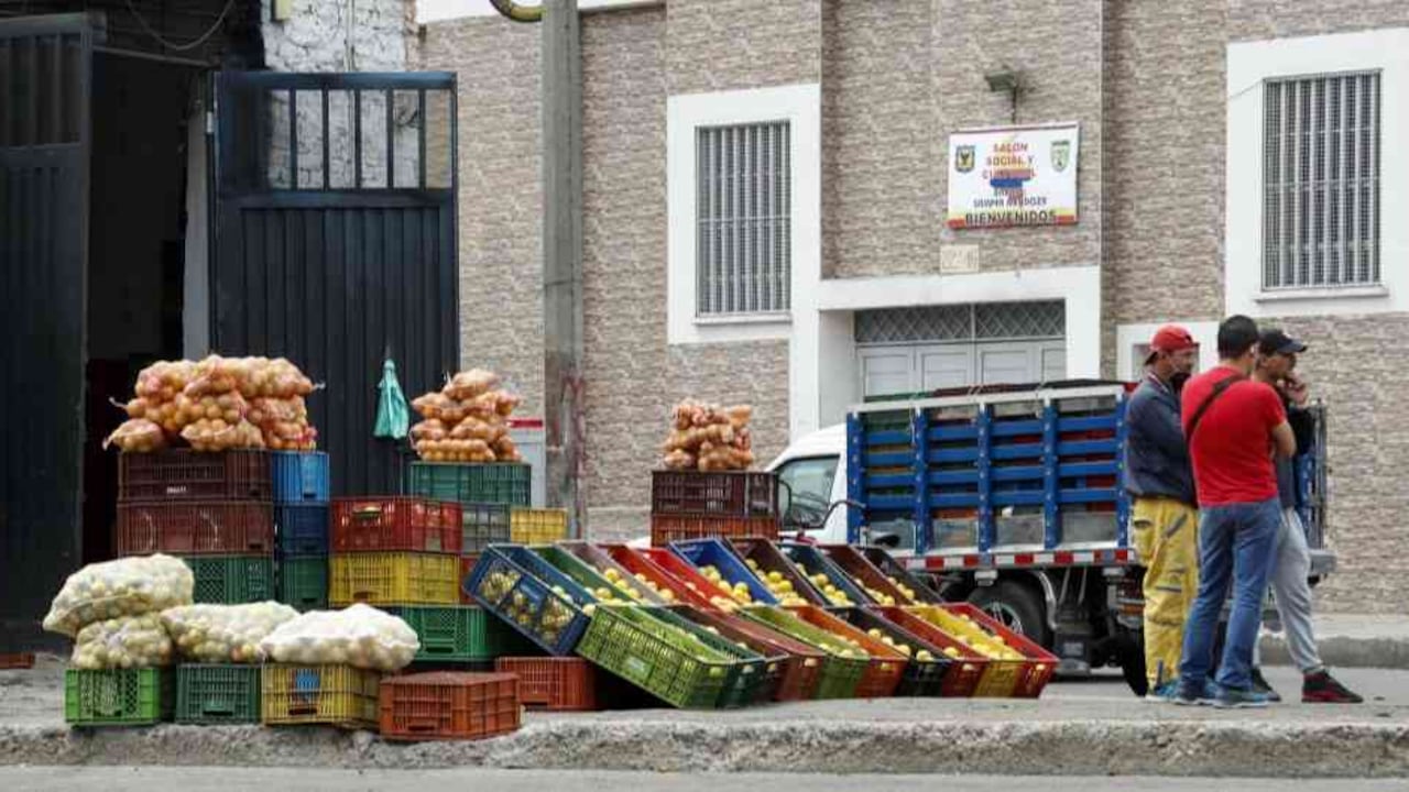 Las plataformas digitales se instalan en la industria de alimentos .