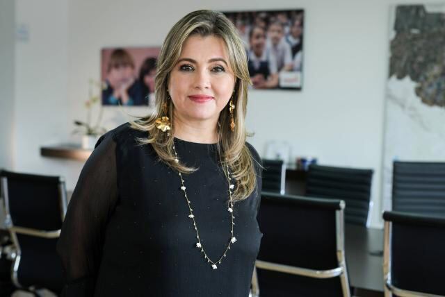 Edna Cristina del Socorro Bonilla es la actual secretaria de educación de Bogotá. Foto: Secretaria de Educación.
