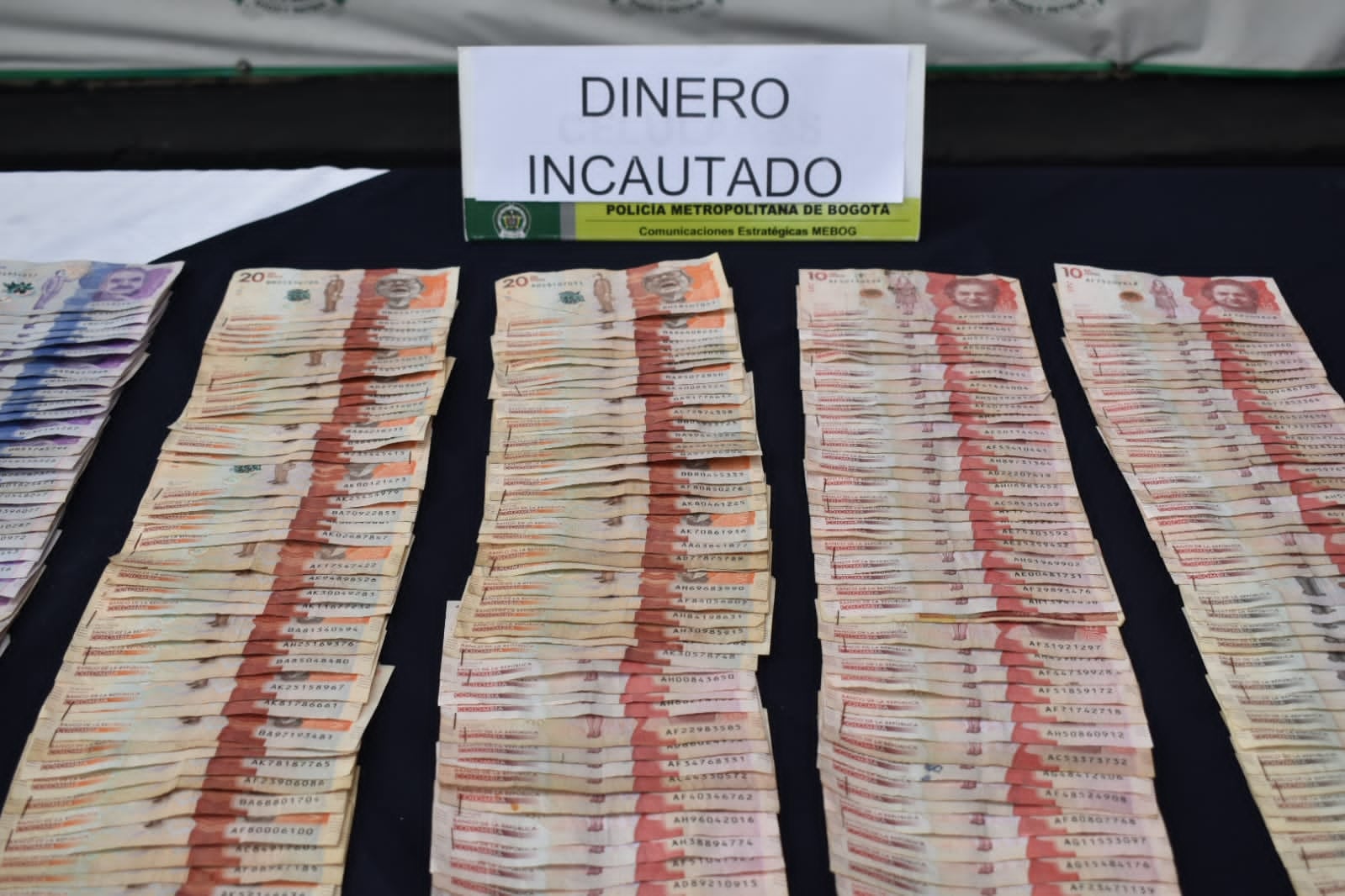 Dinero ene efectivo incautado a Los Mesa