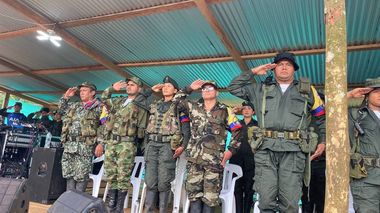 Comandantes de las disidencias de Farc se reunieron en el departamento de Caquetá para dar a conocer sus negociadores de paz.
