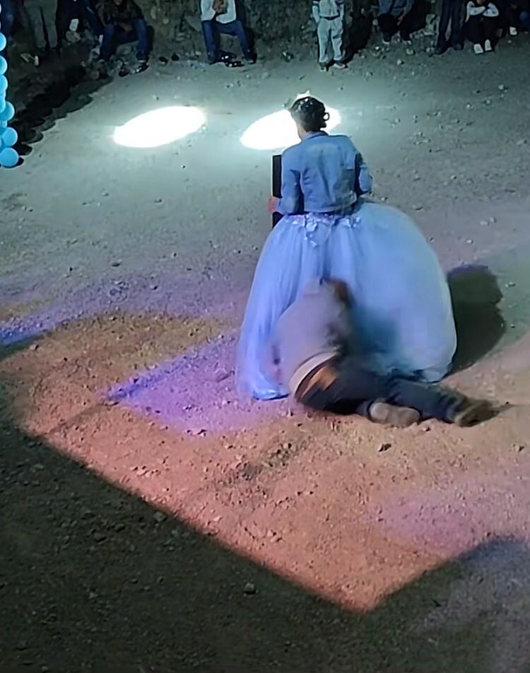 Alcoholizado arruina fiesta