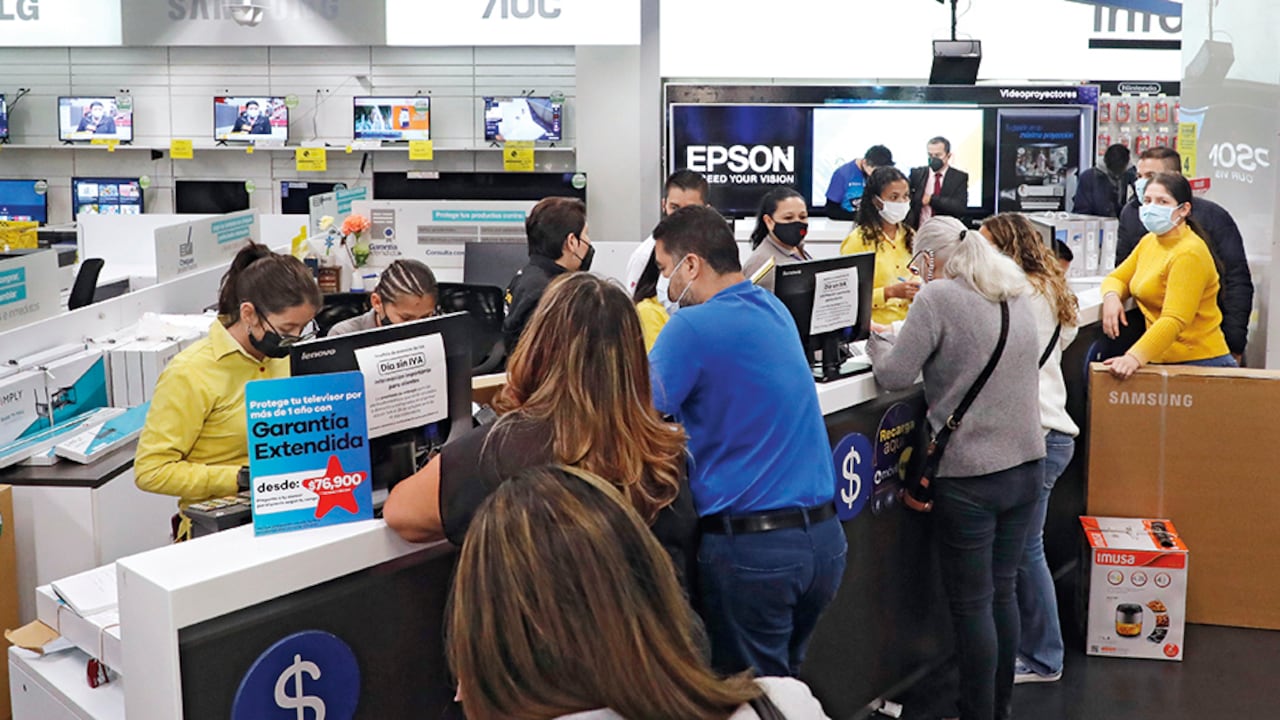 El consumo de los hogares impulsó la economía. La mala noticia es que a mediados del año pasado se agotaron los excedentes de ahorro que sirvieron para dinamizar el gasto. Para este año se espera una recomposición de las fuentes de crecimiento.