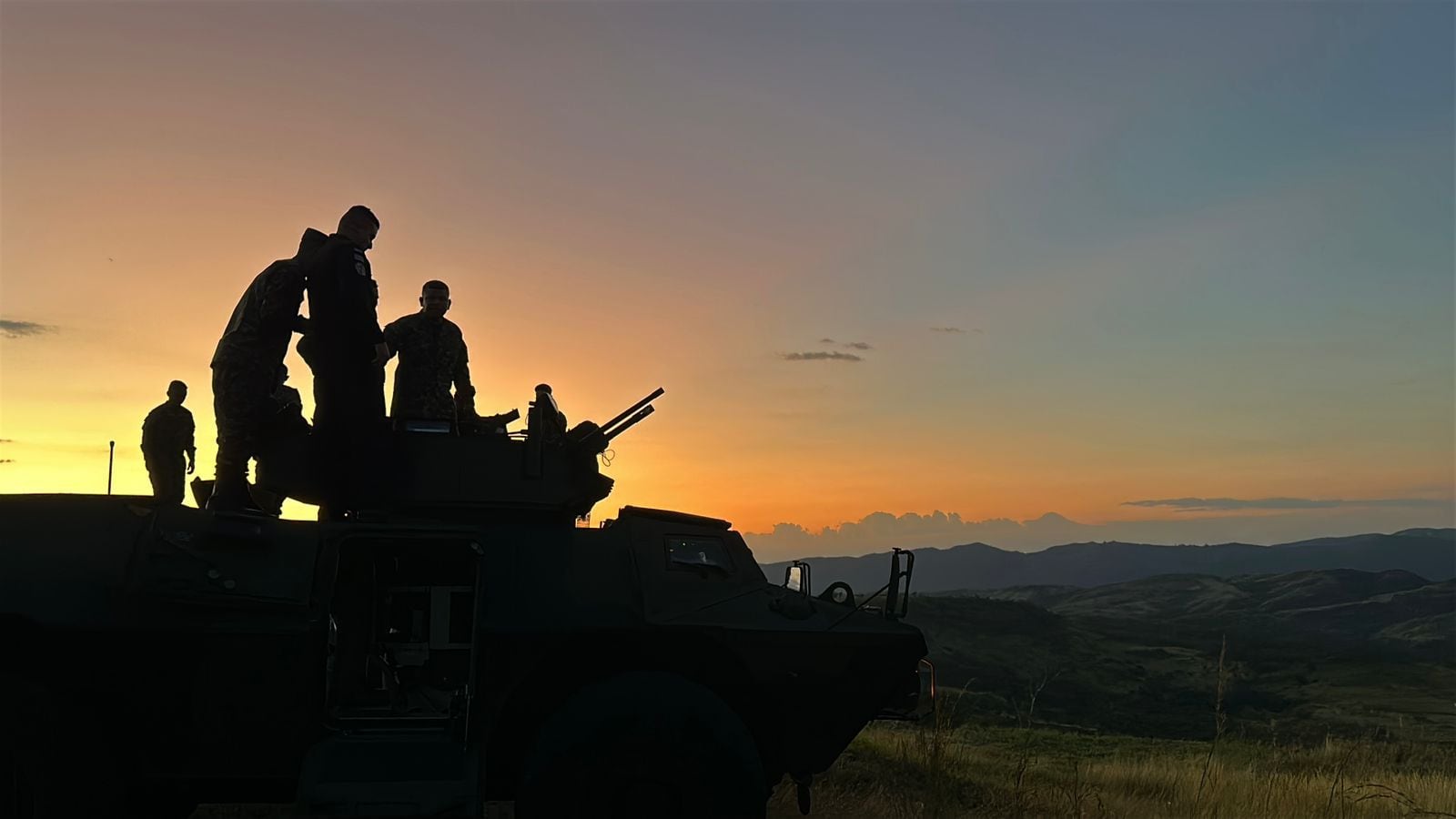 Operaciones militares son apoyadas con la logística necesaria.