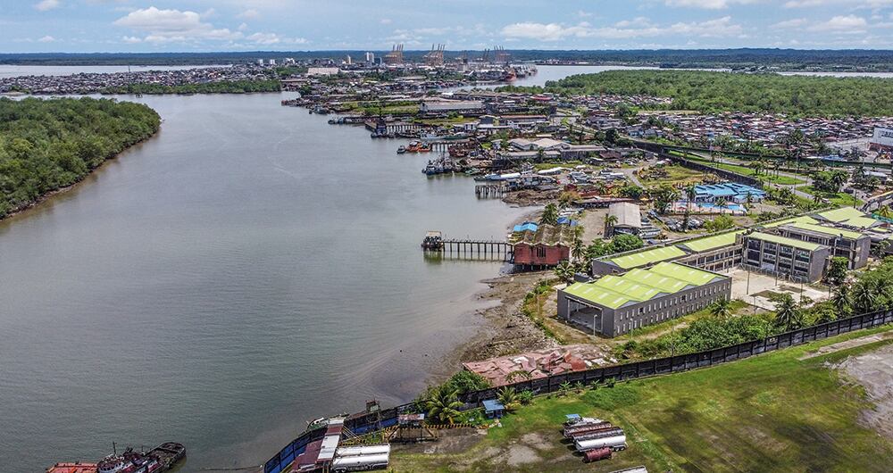   Muchas de las familias desplazadas aún se encuentran en el casco urbano de Buenaventura. Otras decidieron huir hasta Cali y algunas ciudades del Valle del Cauca. El panorama en esta región es preocupante, dicen las autoridades. 