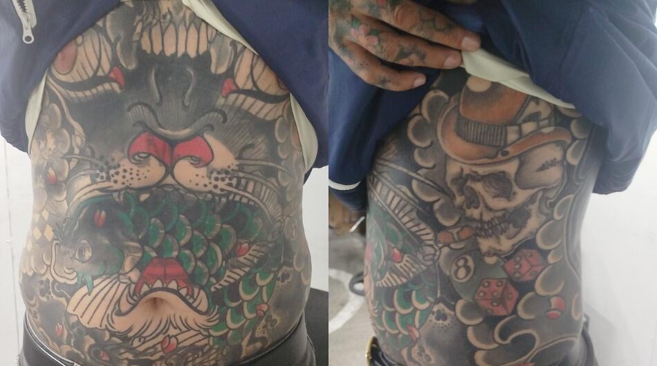 Los tatuajes del detenido.