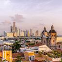 Hermosa puesta de sol sobre Cartagena, Colombia