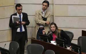 Poder. Reforma pensional debate en su segundo debate en el senado. Foto Guillermo Torres.