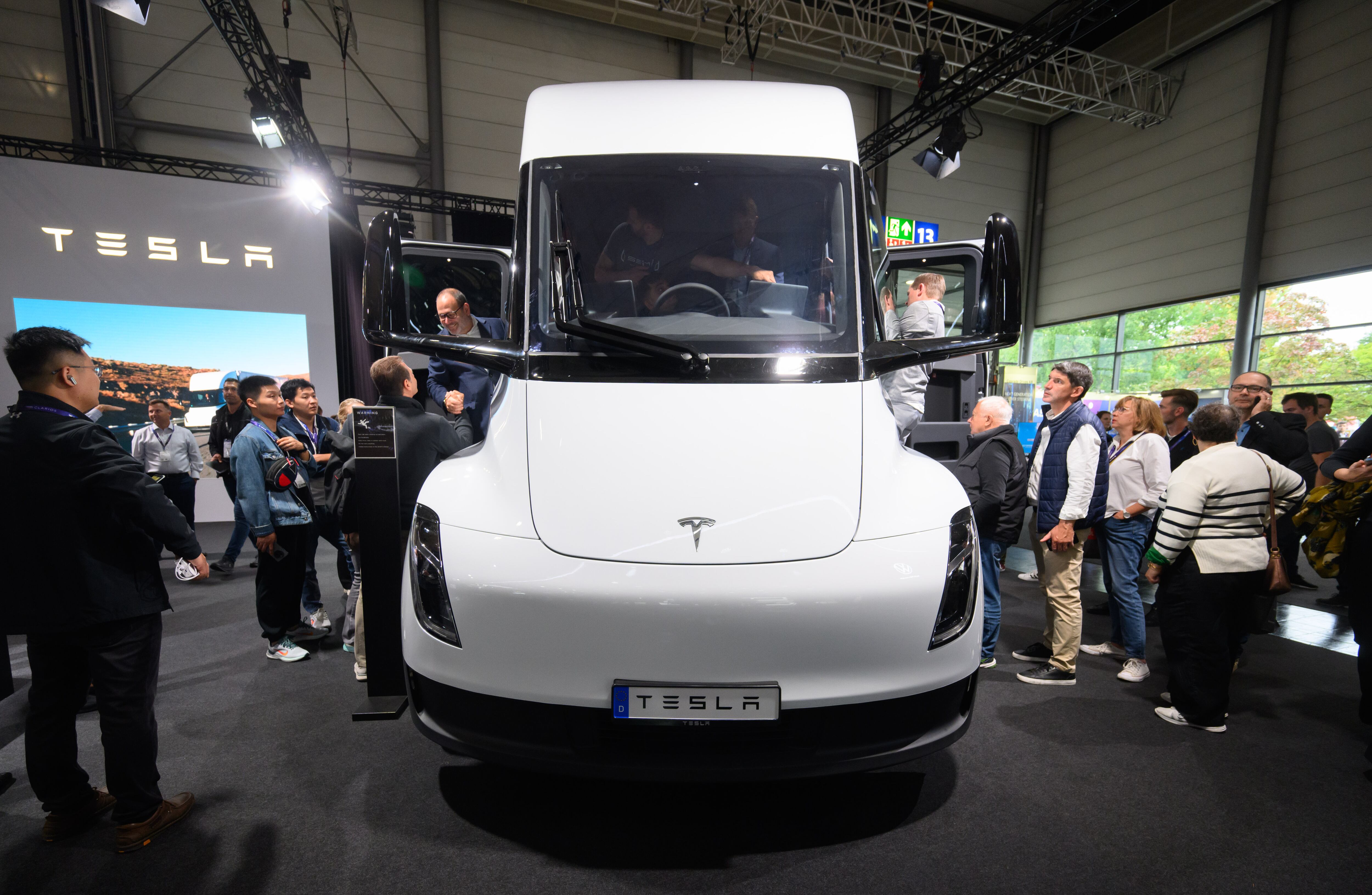 Tesla Semi es el camión de gran tonelaje de la compañía de Elon Musk.