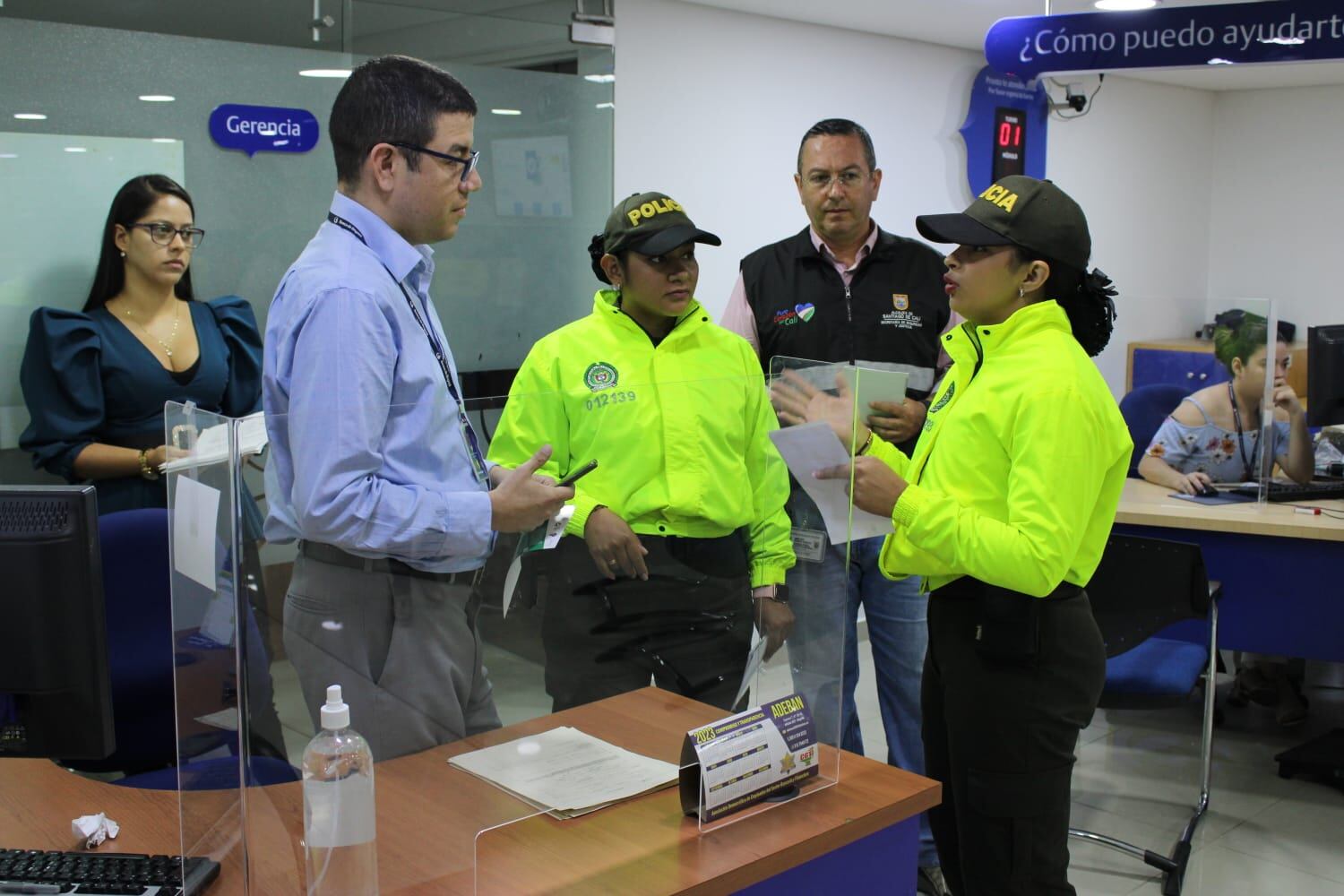 Autoridades en Cali advierten sobre estafa y extorsión en plataformas digitales.