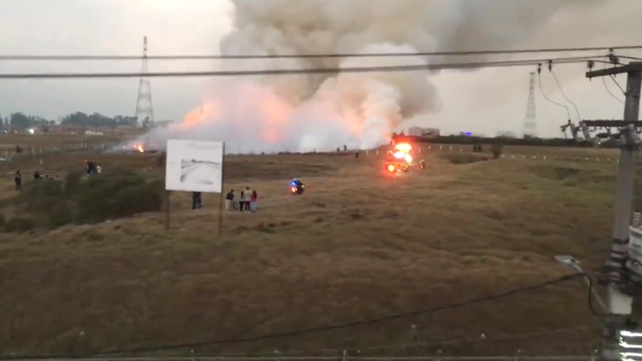 Incendio en antiguo relleno sanitario Gibraltar, en Bosa. Imagen de referencia.